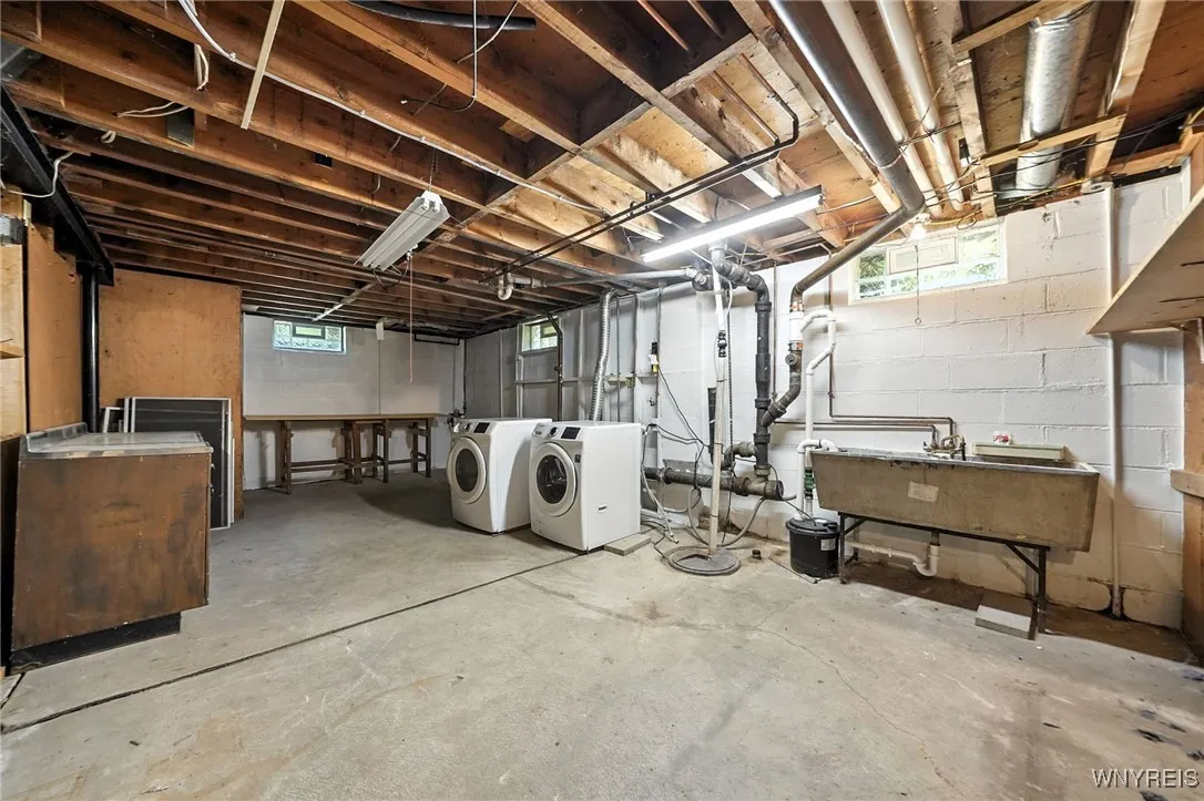 542 Woodstock Avenue, Tonawanda, New York 14150, Tonawanda, New York 14150, 3 Bedrooms Bedrooms, 7 Rooms Rooms,2 BathroomsBathrooms,Residential,For Sale,542 Woodstock Avenue, Tonawanda, New York 14150,B1630290
