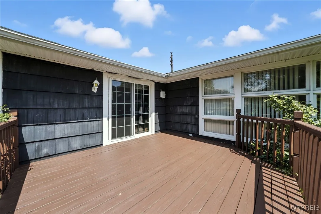 542 Woodstock Avenue, Tonawanda, New York 14150, Tonawanda, New York 14150, 3 Bedrooms Bedrooms, 7 Rooms Rooms,2 BathroomsBathrooms,Residential,For Sale,542 Woodstock Avenue, Tonawanda, New York 14150,B1630290