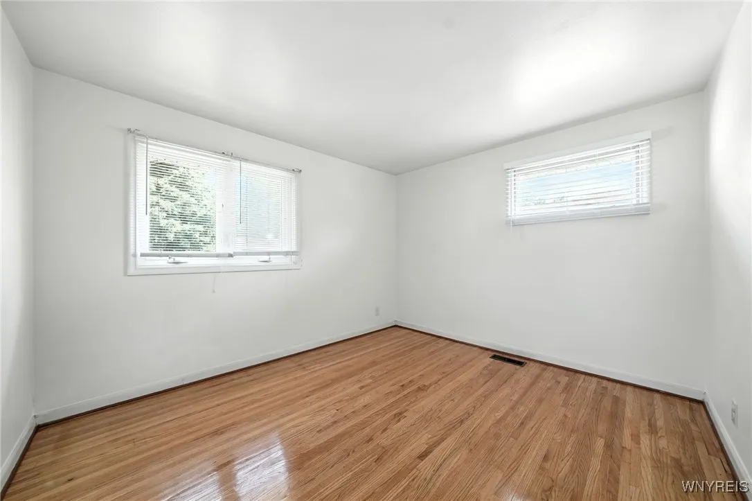 542 Woodstock Avenue, Tonawanda, New York 14150, Tonawanda, New York 14150, 3 Bedrooms Bedrooms, 7 Rooms Rooms,2 BathroomsBathrooms,Residential,For Sale,542 Woodstock Avenue, Tonawanda, New York 14150,B1630290