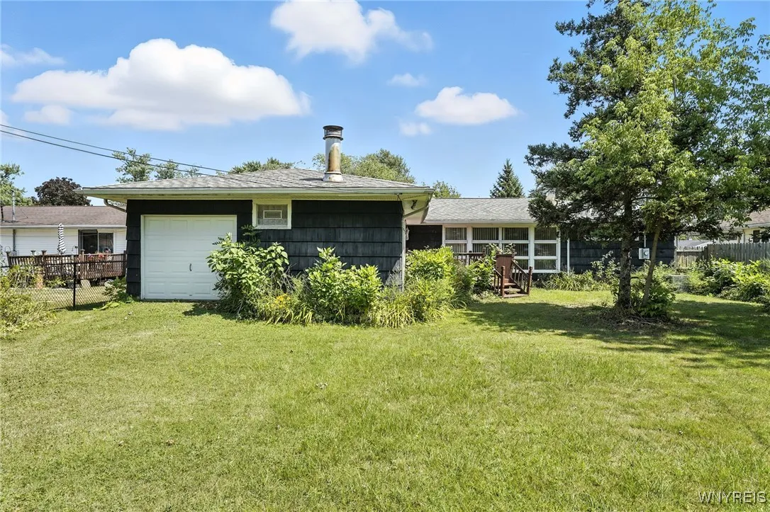 542 Woodstock Avenue, Tonawanda, New York 14150, Tonawanda, New York 14150, 3 Bedrooms Bedrooms, 7 Rooms Rooms,2 BathroomsBathrooms,Residential,For Sale,542 Woodstock Avenue, Tonawanda, New York 14150,B1630290