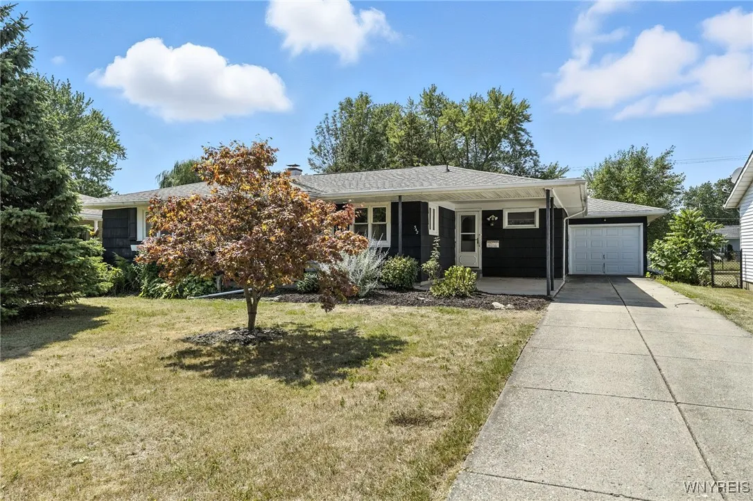 542 Woodstock Avenue, Tonawanda, New York 14150, Tonawanda, New York 14150, 3 Bedrooms Bedrooms, 7 Rooms Rooms,2 BathroomsBathrooms,Residential,For Sale,542 Woodstock Avenue, Tonawanda, New York 14150,B1630290