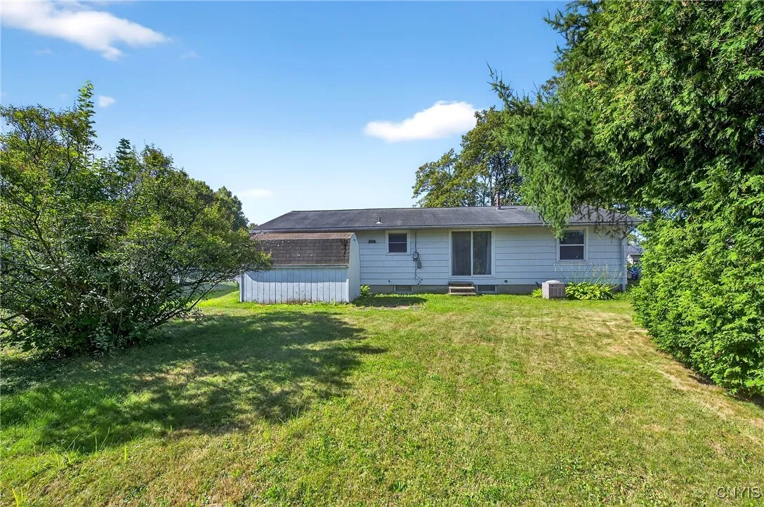 4873 Greystone Drive, Salina, New York 13088, Salina, New York 13088, 2 Bedrooms Bedrooms, 5 Rooms Rooms,1 BathroomBathrooms,Residential,Closed,4873 Greystone Drive, Salina, New York 13088,0,S1629911