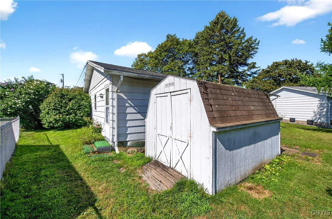 4873 Greystone Drive, Salina, New York 13088, Salina, New York 13088, 2 Bedrooms Bedrooms, 5 Rooms Rooms,1 BathroomBathrooms,Residential,Closed,4873 Greystone Drive, Salina, New York 13088,0,S1629911