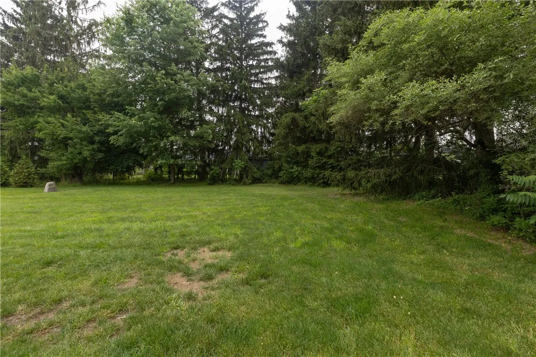 405 Greystone Drive, Horseheads, New York 14845, Horseheads, New York 14845, 2 Bedrooms Bedrooms, 7 Rooms Rooms,2 BathroomsBathrooms,Residential,For Sale,405 Greystone Drive, Horseheads, New York 14845,0,R1630467