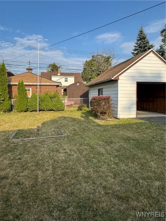 66 Kent Avenue, Hamburg, New York 14219, Hamburg, New York 14219, 4 Bedrooms Bedrooms, 6 Rooms Rooms,2 BathroomsBathrooms,Residential,For Sale,66 Kent Avenue, Hamburg, New York 14219,B1630025
