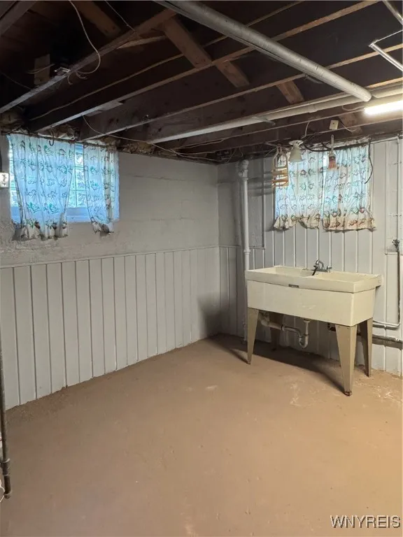 66 Kent Avenue, Hamburg, New York 14219, Hamburg, New York 14219, 4 Bedrooms Bedrooms, 6 Rooms Rooms,2 BathroomsBathrooms,Residential,For Sale,66 Kent Avenue, Hamburg, New York 14219,B1630025