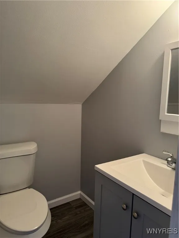 66 Kent Avenue, Hamburg, New York 14219, Hamburg, New York 14219, 4 Bedrooms Bedrooms, 6 Rooms Rooms,2 BathroomsBathrooms,Residential,For Sale,66 Kent Avenue, Hamburg, New York 14219,B1630025