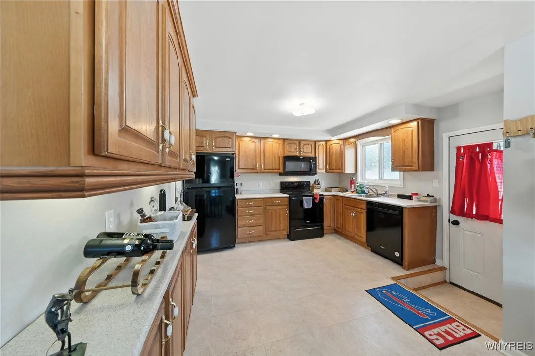 80 Alberta Drive, Amherst, New York 14226, Amherst, New York 14226, 3 Bedrooms Bedrooms, 7 Rooms Rooms,1 BathroomBathrooms,Residential,For Sale,80 Alberta Drive, Amherst, New York 14226,B1630351