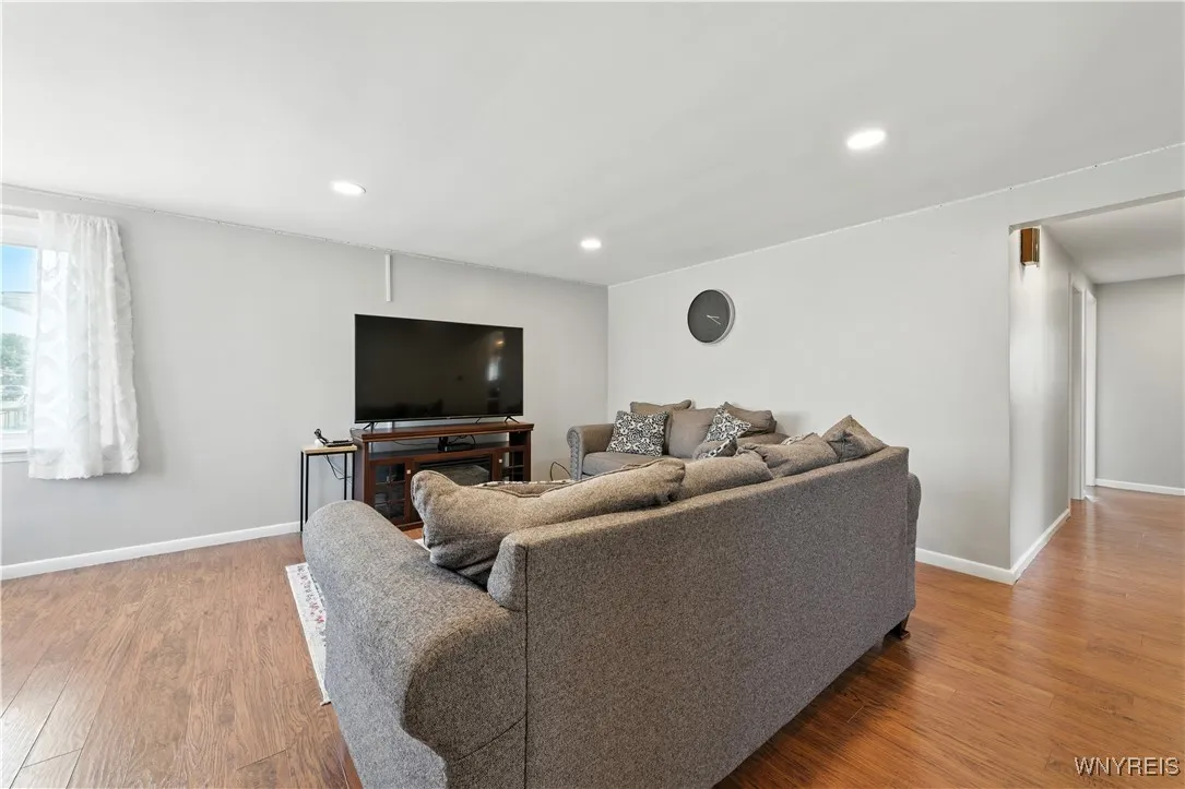 80 Alberta Drive, Amherst, New York 14226, Amherst, New York 14226, 3 Bedrooms Bedrooms, 7 Rooms Rooms,1 BathroomBathrooms,Residential,For Sale,80 Alberta Drive, Amherst, New York 14226,B1630351
