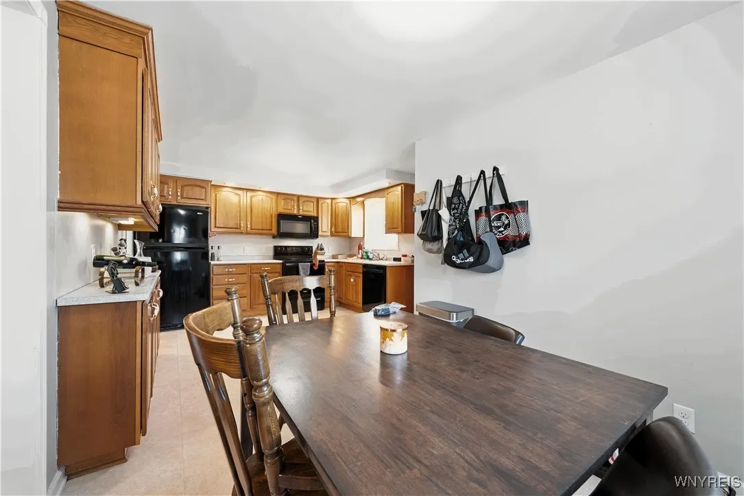 80 Alberta Drive, Amherst, New York 14226, Amherst, New York 14226, 3 Bedrooms Bedrooms, 7 Rooms Rooms,1 BathroomBathrooms,Residential,For Sale,80 Alberta Drive, Amherst, New York 14226,B1630351