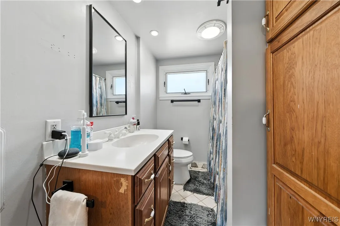80 Alberta Drive, Amherst, New York 14226, Amherst, New York 14226, 3 Bedrooms Bedrooms, 7 Rooms Rooms,1 BathroomBathrooms,Residential,For Sale,80 Alberta Drive, Amherst, New York 14226,B1630351