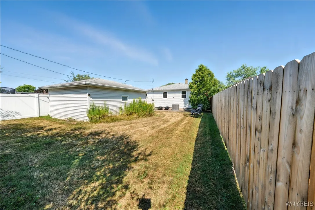 80 Alberta Drive, Amherst, New York 14226, Amherst, New York 14226, 3 Bedrooms Bedrooms, 7 Rooms Rooms,1 BathroomBathrooms,Residential,For Sale,80 Alberta Drive, Amherst, New York 14226,B1630351