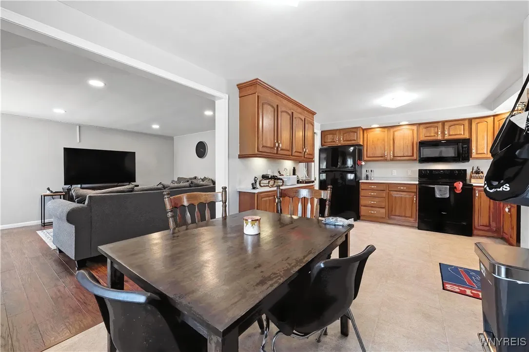 80 Alberta Drive, Amherst, New York 14226, Amherst, New York 14226, 3 Bedrooms Bedrooms, 7 Rooms Rooms,1 BathroomBathrooms,Residential,For Sale,80 Alberta Drive, Amherst, New York 14226,B1630351