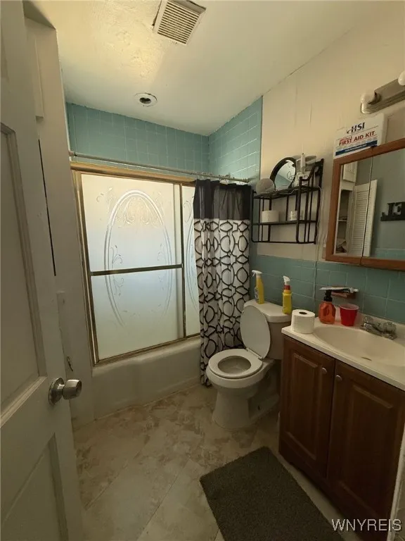 219 Stevenson Street, Buffalo, New York 14210, Buffalo, New York 14210, 6 Bedrooms Bedrooms, ,2 BathroomsBathrooms,Residential,Closed,219 Stevenson Street, Buffalo, New York 14210,0,B1627438