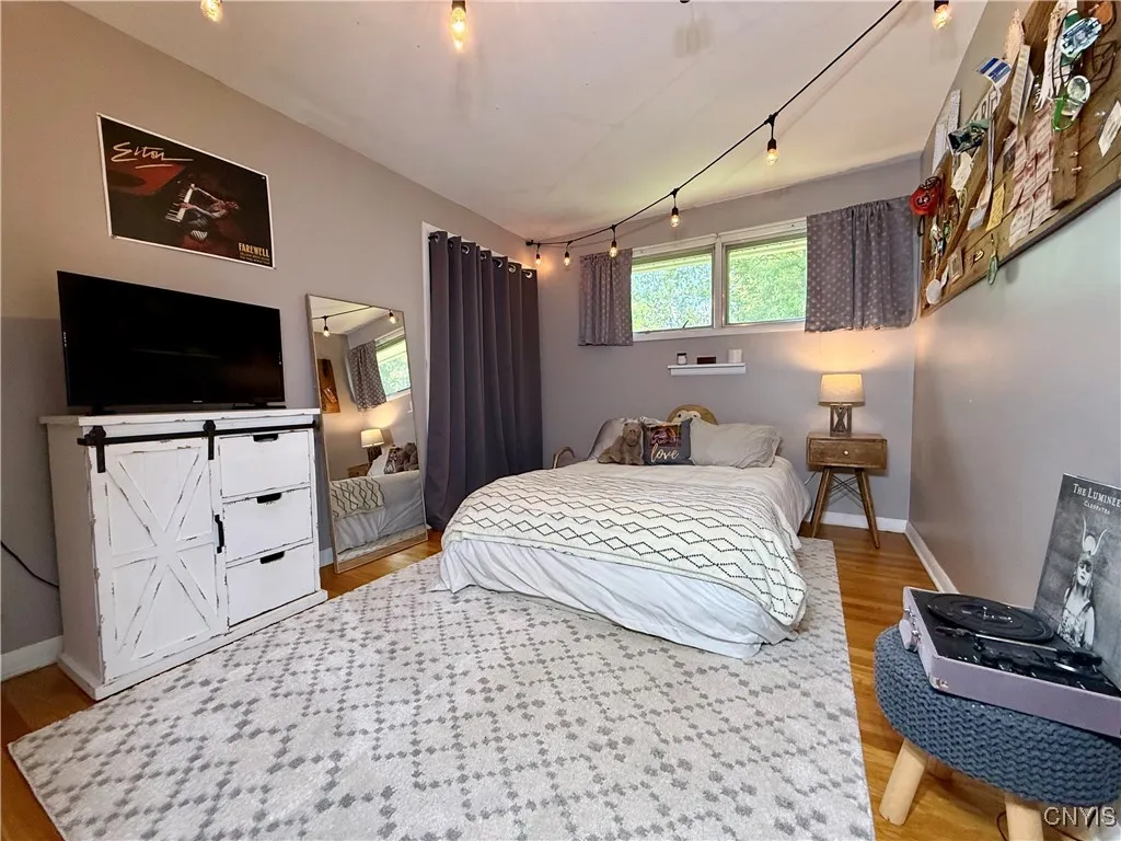 316 West Seneca Street, Manlius, New York 13104, Manlius, New York 13104, 3 Bedrooms Bedrooms, 8 Rooms Rooms,1 BathroomBathrooms,Residential,For Sale,316 West Seneca Street, Manlius, New York 13104,S1628813