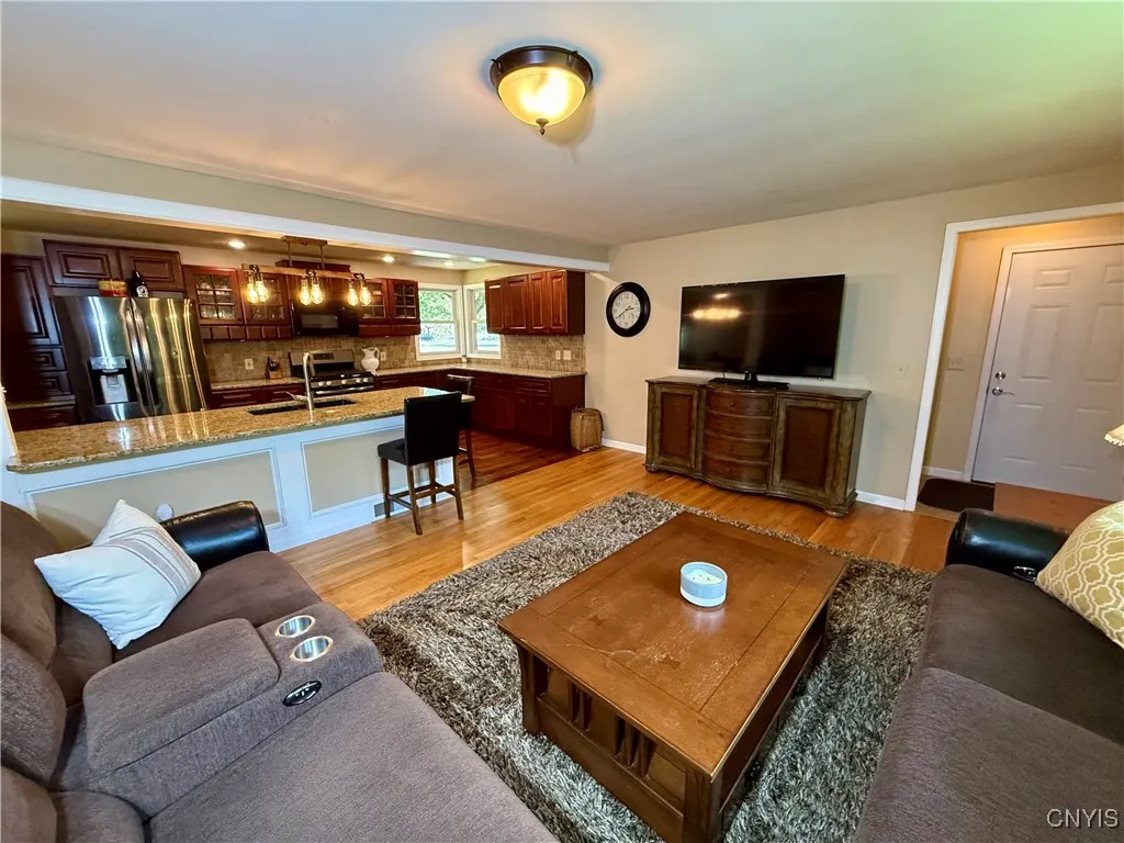 316 West Seneca Street, Manlius, New York 13104, Manlius, New York 13104, 3 Bedrooms Bedrooms, 8 Rooms Rooms,1 BathroomBathrooms,Residential,For Sale,316 West Seneca Street, Manlius, New York 13104,S1628813