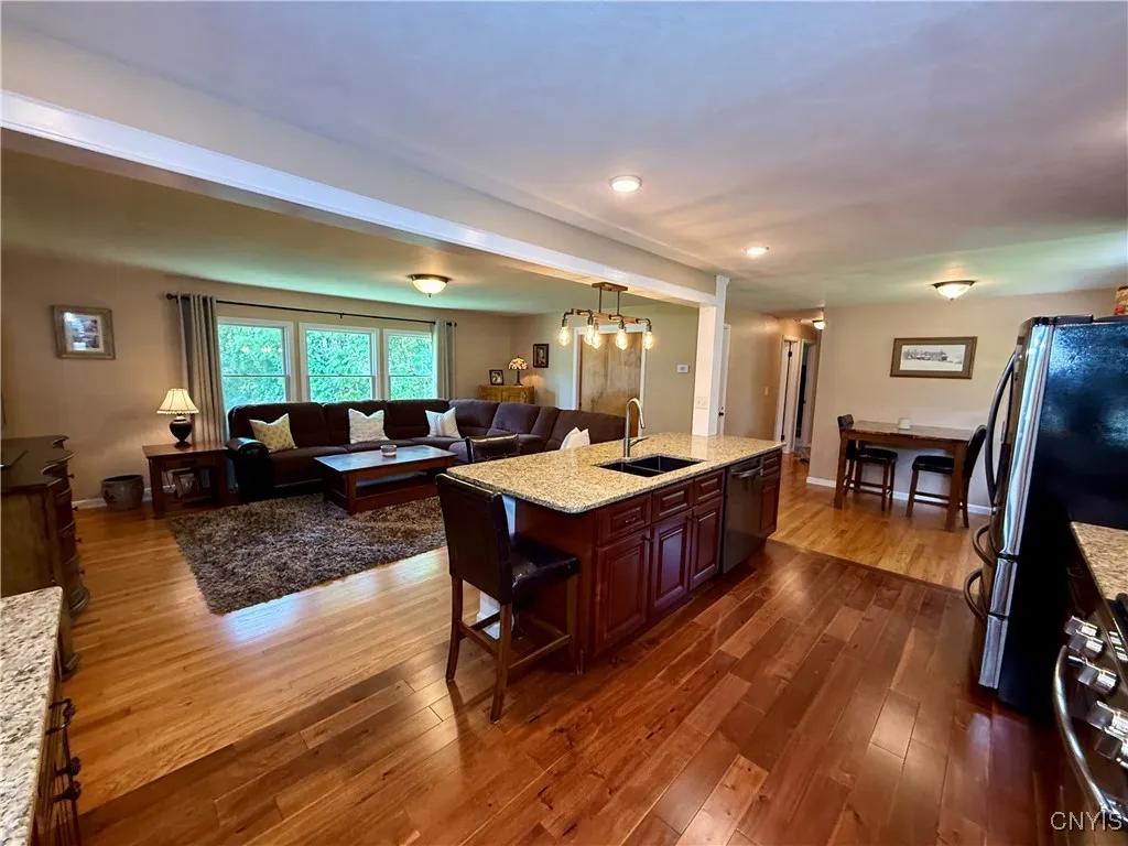 316 West Seneca Street, Manlius, New York 13104, Manlius, New York 13104, 3 Bedrooms Bedrooms, 8 Rooms Rooms,1 BathroomBathrooms,Residential,For Sale,316 West Seneca Street, Manlius, New York 13104,S1628813