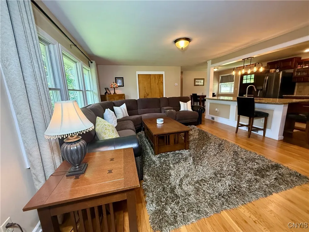 316 West Seneca Street, Manlius, New York 13104, Manlius, New York 13104, 3 Bedrooms Bedrooms, 8 Rooms Rooms,1 BathroomBathrooms,Residential,For Sale,316 West Seneca Street, Manlius, New York 13104,S1628813
