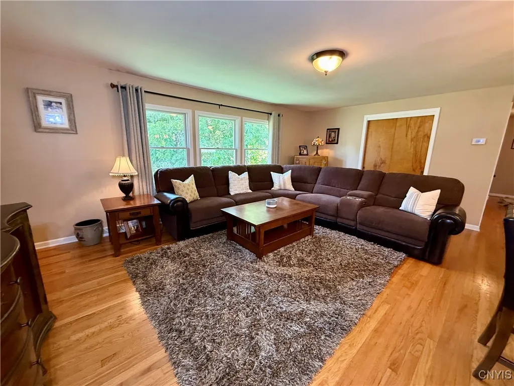 316 West Seneca Street, Manlius, New York 13104, Manlius, New York 13104, 3 Bedrooms Bedrooms, 8 Rooms Rooms,1 BathroomBathrooms,Residential,For Sale,316 West Seneca Street, Manlius, New York 13104,S1628813