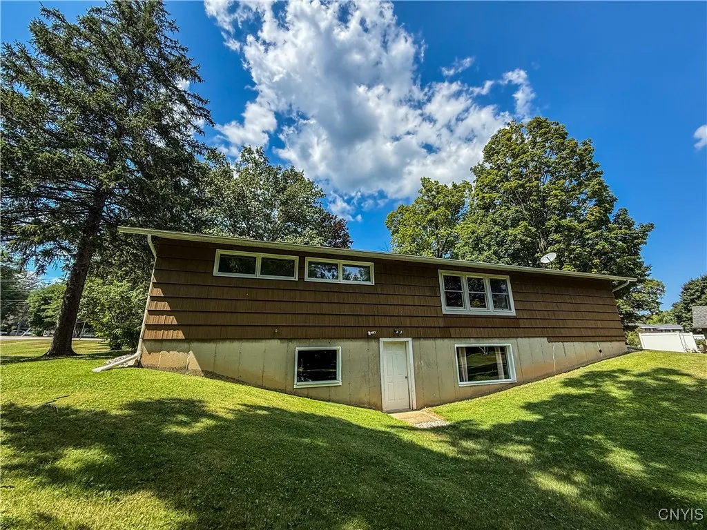 316 West Seneca Street, Manlius, New York 13104, Manlius, New York 13104, 3 Bedrooms Bedrooms, 8 Rooms Rooms,1 BathroomBathrooms,Residential,For Sale,316 West Seneca Street, Manlius, New York 13104,S1628813