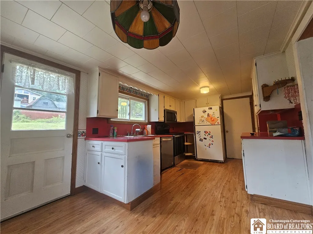 63 Southgate Road, Bradford Town, Pennsylvania 167, Bradford Town, Pennsylvania 16701, 4 Bedrooms Bedrooms, 8 Rooms Rooms,2 BathroomsBathrooms,Residential,Closed,63 Southgate Road, Bradford Town, Pennsylvania 167,0,R1630178