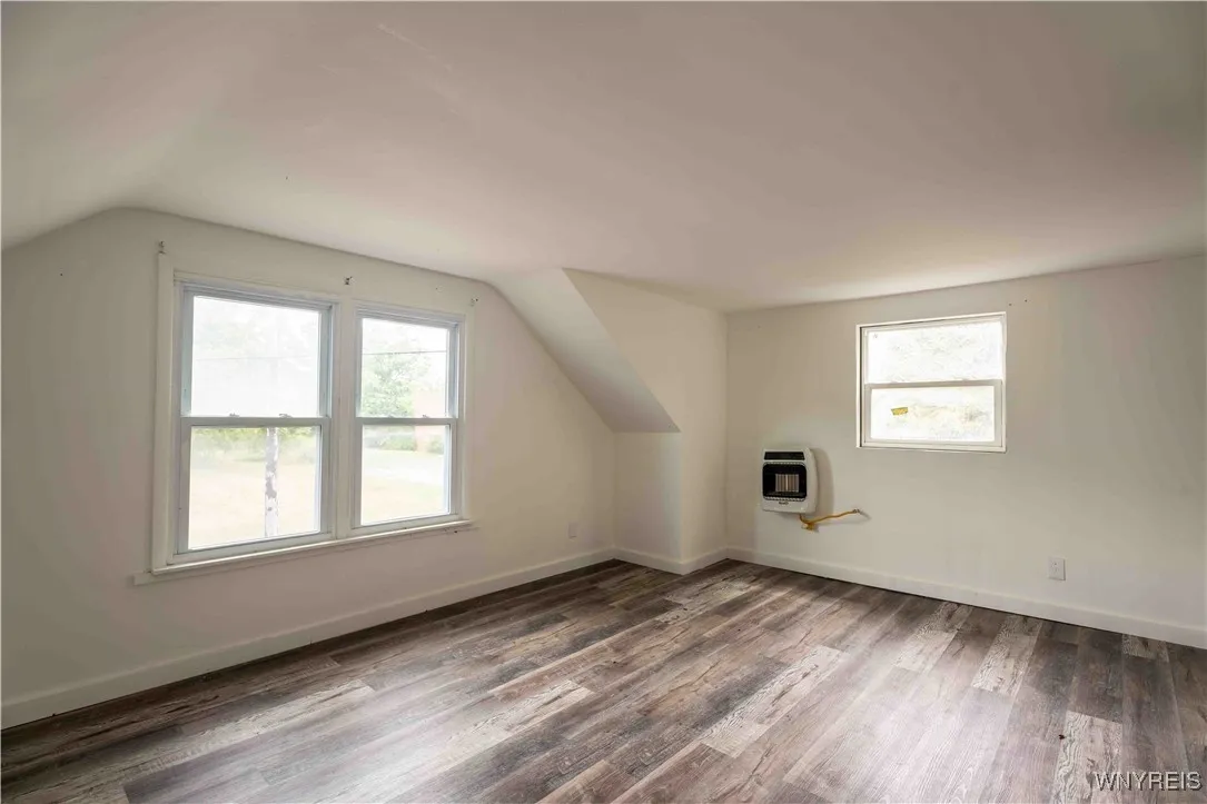 513 High Street, Buffalo, New York 14211, Buffalo, New York 14211, 3 Bedrooms Bedrooms, 8 Rooms Rooms,1 BathroomBathrooms,Residential,For Sale,513 High Street, Buffalo, New York 14211,B1629926