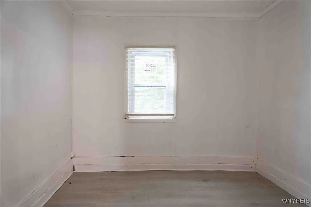 513 High Street, Buffalo, New York 14211, Buffalo, New York 14211, 3 Bedrooms Bedrooms, 8 Rooms Rooms,1 BathroomBathrooms,Residential,For Sale,513 High Street, Buffalo, New York 14211,B1629926