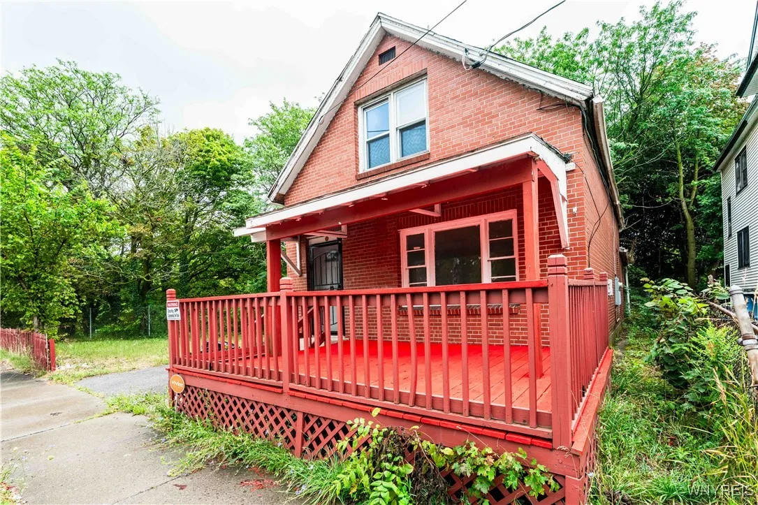 513 High Street, Buffalo, New York 14211, Buffalo, New York 14211, 3 Bedrooms Bedrooms, 8 Rooms Rooms,1 BathroomBathrooms,Residential,For Sale,513 High Street, Buffalo, New York 14211,B1629926