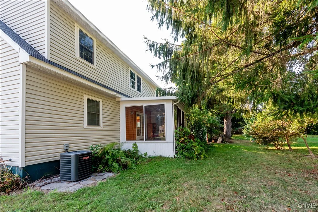 30 Jefferson Street, Schroeppel, New York 13135, Schroeppel, New York 13135, 4 Bedrooms Bedrooms, 11 Rooms Rooms,3 BathroomsBathrooms,Residential,Closed,30 Jefferson Street, Schroeppel, New York 13135,0,S1630321