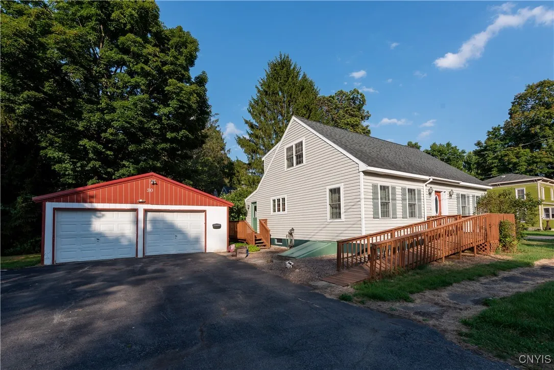 30 Jefferson Street, Schroeppel, New York 13135, Schroeppel, New York 13135, 4 Bedrooms Bedrooms, 11 Rooms Rooms,3 BathroomsBathrooms,Residential,Closed,30 Jefferson Street, Schroeppel, New York 13135,0,S1630321