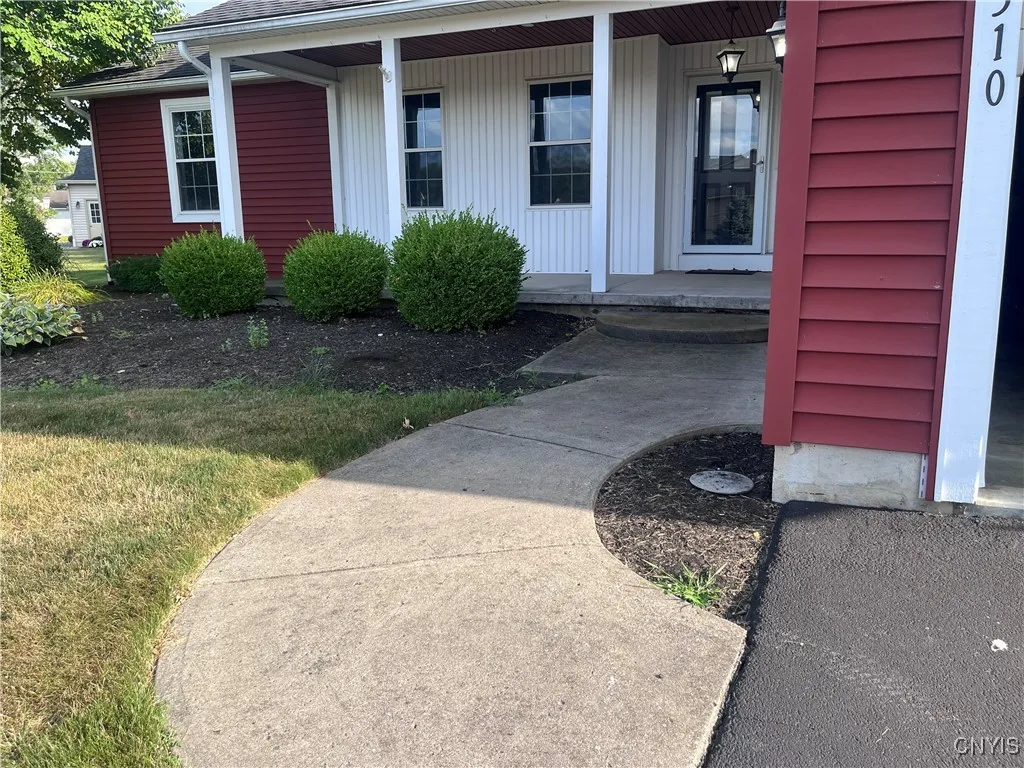 6310 Lana Lane, Cicero, New York 13039, Cicero, New York 13039, 3 Bedrooms Bedrooms, 6 Rooms Rooms,2 BathroomsBathrooms,Residential,Closed,6310 Lana Lane, Cicero, New York 13039,0,S1630335