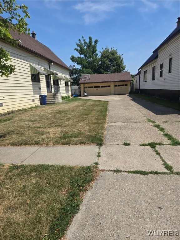 129 Gorski Street, Buffalo, New York 14206, Buffalo, New York 14206, 3 Bedrooms Bedrooms, ,2 BathroomsBathrooms,Residential,For Sale,129 Gorski Street, Buffalo, New York 14206,B1626109