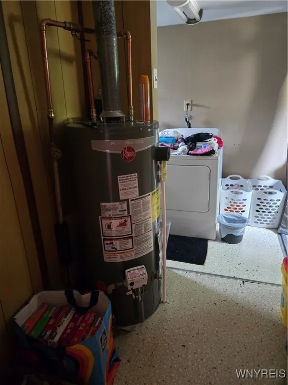 129 Gorski Street, Buffalo, New York 14206, Buffalo, New York 14206, 3 Bedrooms Bedrooms, ,2 BathroomsBathrooms,Residential,For Sale,129 Gorski Street, Buffalo, New York 14206,B1626109