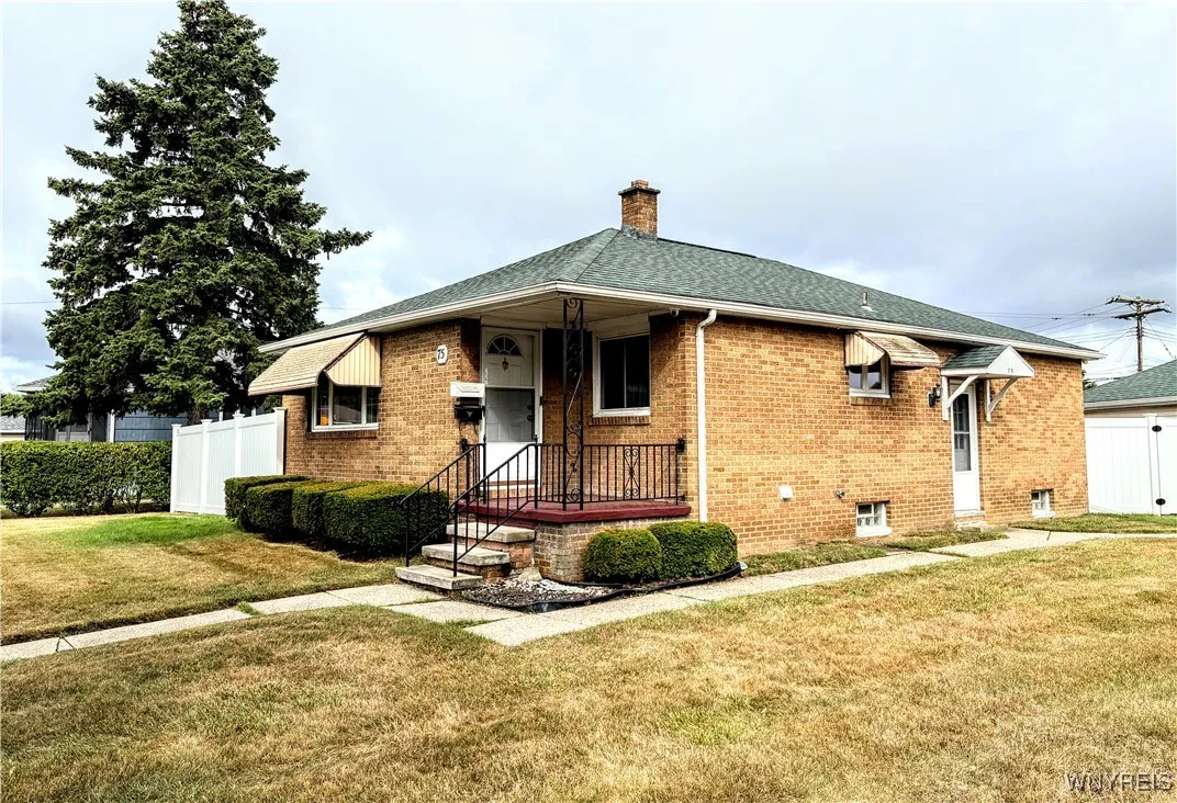 75 Nandale Drive, Cheektowaga, New York 14227, Cheektowaga, New York 14227, 3 Bedrooms Bedrooms, 5 Rooms Rooms,1 BathroomBathrooms,Residential,Closed,75 Nandale Drive, Cheektowaga, New York 14227,0,B1629722