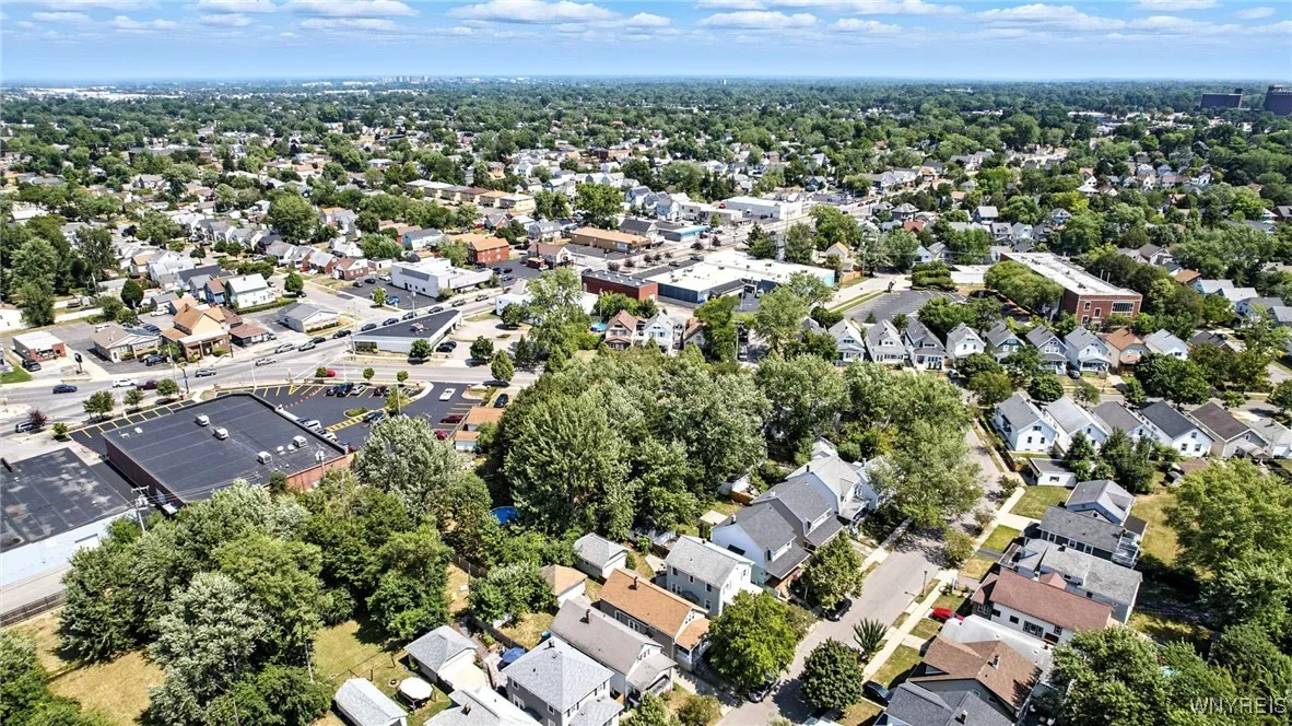 33 Nicholson Street, Buffalo, New York 14214, Buffalo, New York 14214, 4 Bedrooms Bedrooms, 7 Rooms Rooms,1 BathroomBathrooms,Residential,Closed,33 Nicholson Street, Buffalo, New York 14214,0,B1630366