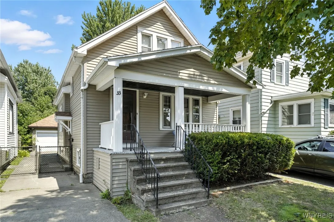33 Nicholson Street, Buffalo, New York 14214, Buffalo, New York 14214, 4 Bedrooms Bedrooms, 7 Rooms Rooms,1 BathroomBathrooms,Residential,For Sale,33 Nicholson Street, Buffalo, New York 14214,B1630366