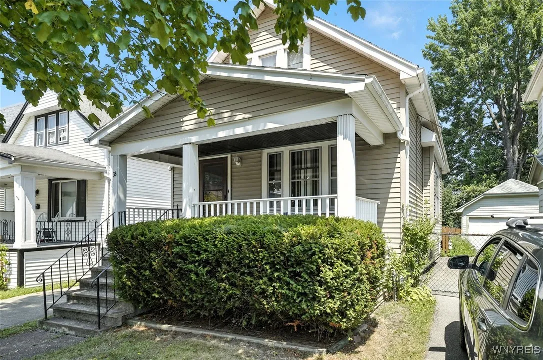 33 Nicholson Street, Buffalo, New York 14214, Buffalo, New York 14214, 4 Bedrooms Bedrooms, 7 Rooms Rooms,1 BathroomBathrooms,Residential,Closed,33 Nicholson Street, Buffalo, New York 14214,0,B1630366