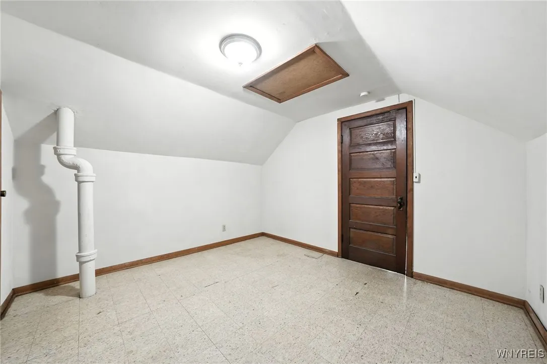 33 Nicholson Street, Buffalo, New York 14214, Buffalo, New York 14214, 4 Bedrooms Bedrooms, 7 Rooms Rooms,1 BathroomBathrooms,Residential,Closed,33 Nicholson Street, Buffalo, New York 14214,0,B1630366