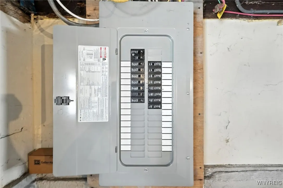 33 Nicholson Street, Buffalo, New York 14214, Buffalo, New York 14214, 4 Bedrooms Bedrooms, 7 Rooms Rooms,1 BathroomBathrooms,Residential,Closed,33 Nicholson Street, Buffalo, New York 14214,0,B1630366