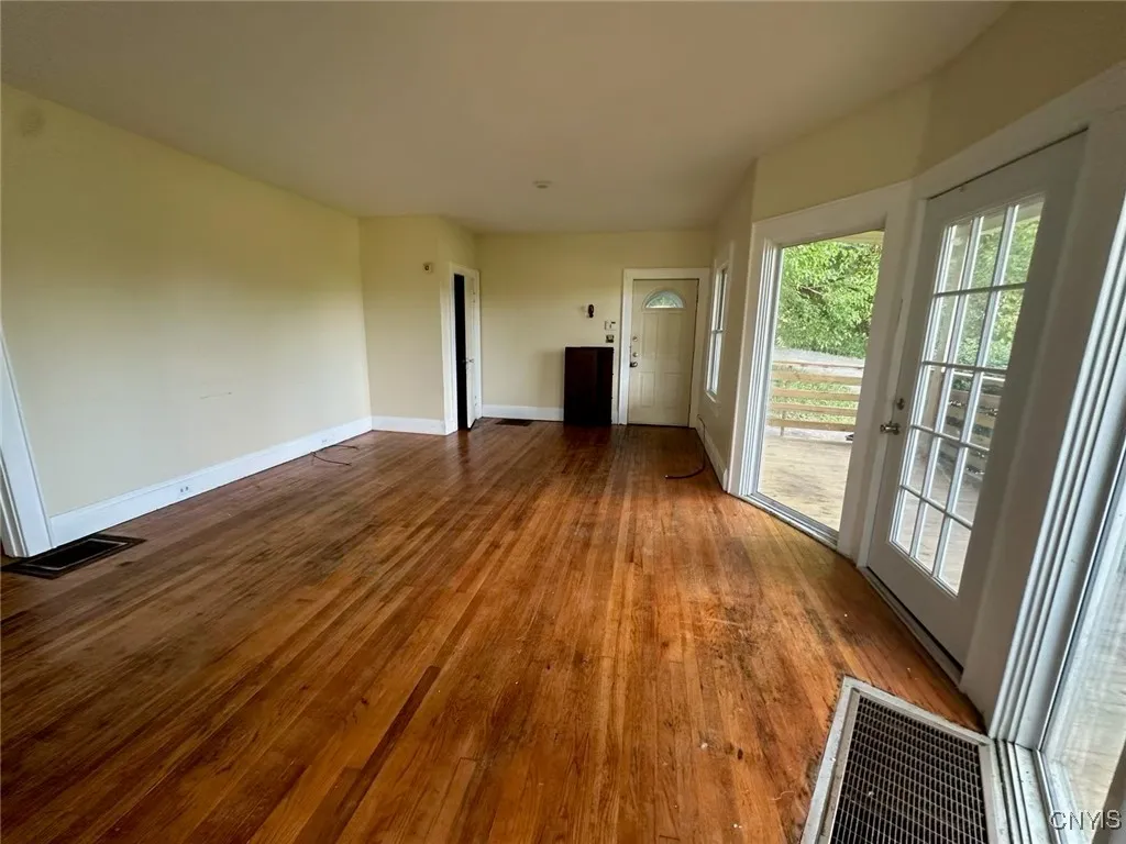 119 Parkview Avenue, Syracuse, New York 13207, Syracuse, New York 13207, 6 Bedrooms Bedrooms, ,2 BathroomsBathrooms,Residential,For Sale,119 Parkview Avenue, Syracuse, New York 13207,0,S1629793