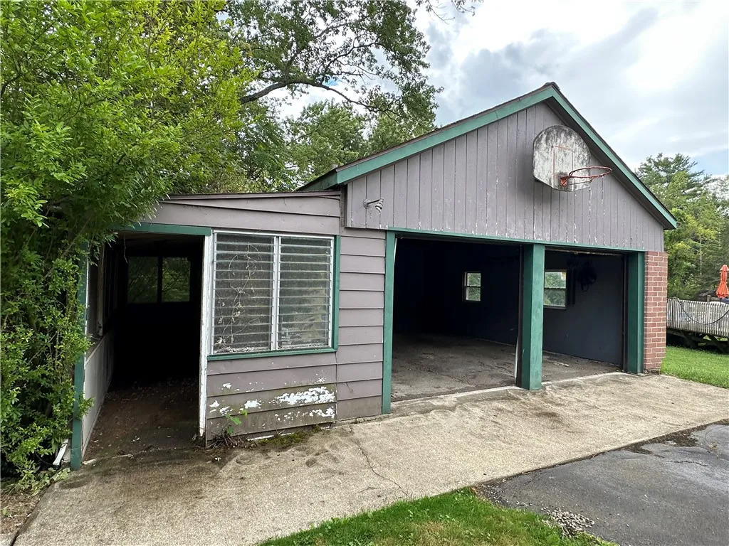 17-19 Owen Street, Corning, New York 14830, Corning, New York 14830, 4 Bedrooms Bedrooms, ,3 BathroomsBathrooms,Residential,For Sale,17-19 Owen Street, Corning, New York 14830,0,R1630586