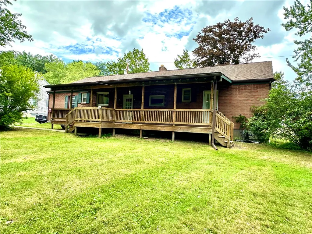 17-19 Owen Street, Corning, New York 14830, Corning, New York 14830, 4 Bedrooms Bedrooms, ,3 BathroomsBathrooms,Residential,For Sale,17-19 Owen Street, Corning, New York 14830,0,R1630586