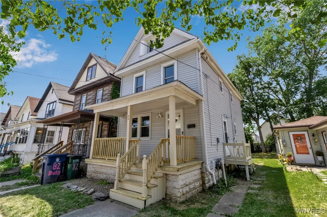 84 Bush Street, Buffalo, New York 14207, Buffalo, New York 14207, 2 Bedrooms Bedrooms, 6 Rooms Rooms,2 BathroomsBathrooms,Residential,For Sale,84 Bush Street, Buffalo, New York 14207,B1622809