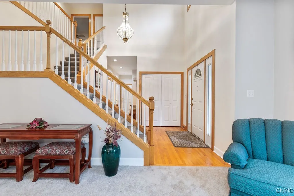 8824 Madeleine Drive, Lysander, New York 13027, Lysander, New York 13027, 4 Bedrooms Bedrooms, 10 Rooms Rooms,3 BathroomsBathrooms,Residential,Closed,8824 Madeleine Drive, Lysander, New York 13027,0,S1630464