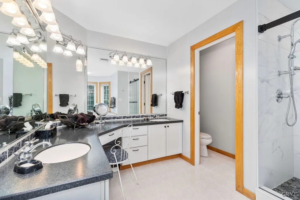 8824 Madeleine Drive, Lysander, New York 13027, Lysander, New York 13027, 4 Bedrooms Bedrooms, 10 Rooms Rooms,3 BathroomsBathrooms,Residential,Closed,8824 Madeleine Drive, Lysander, New York 13027,0,S1630464