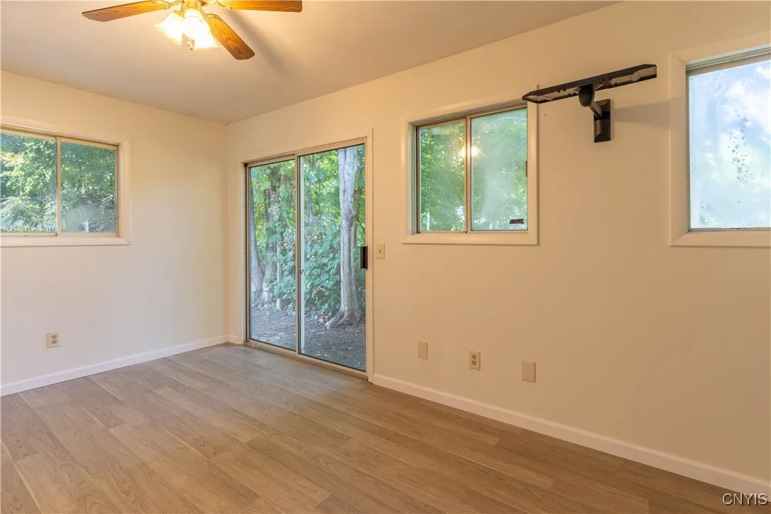 15 James Street, Schroeppel, New York 13135, Schroeppel, New York 13135, 3 Bedrooms Bedrooms, 7 Rooms Rooms,2 BathroomsBathrooms,Residential,For Sale,15 James Street, Schroeppel, New York 13135,S1627980