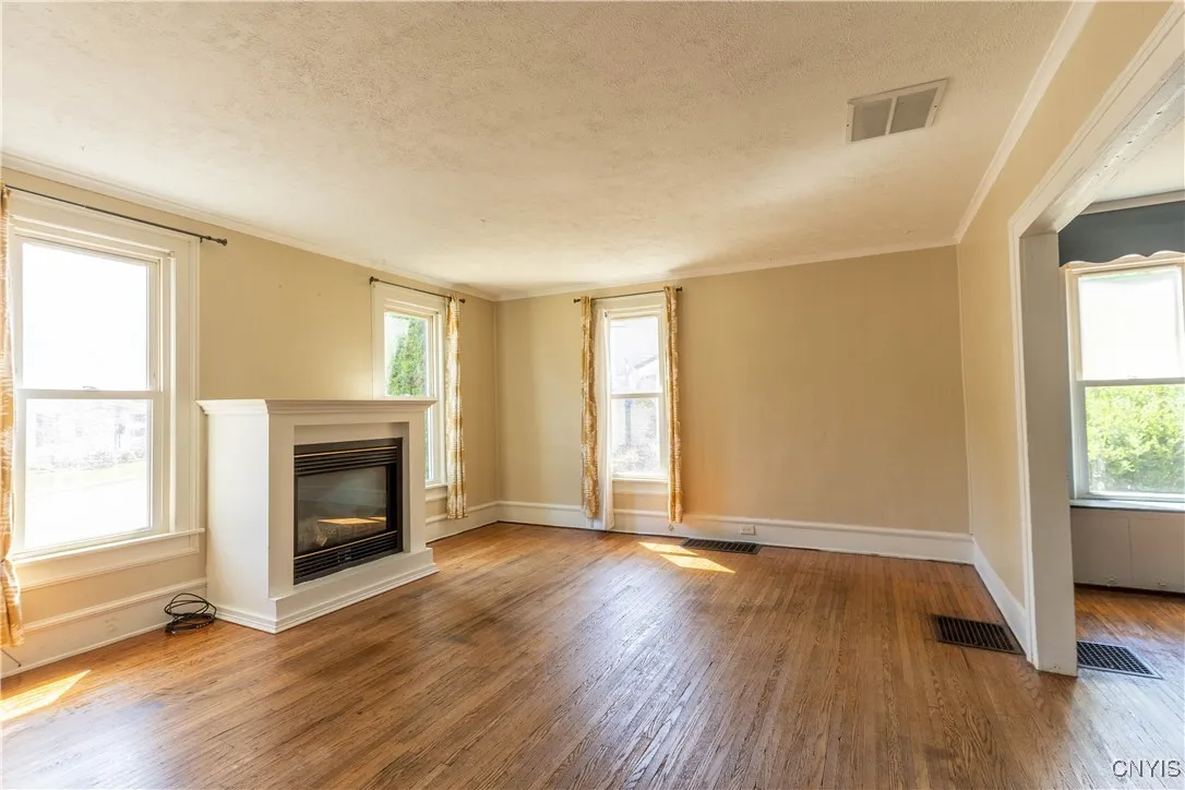 15 James Street, Schroeppel, New York 13135, Schroeppel, New York 13135, 3 Bedrooms Bedrooms, 7 Rooms Rooms,2 BathroomsBathrooms,Residential,For Sale,15 James Street, Schroeppel, New York 13135,S1627980