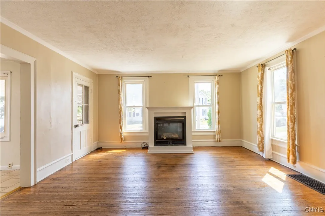 15 James Street, Schroeppel, New York 13135, Schroeppel, New York 13135, 3 Bedrooms Bedrooms, 7 Rooms Rooms,2 BathroomsBathrooms,Residential,For Sale,15 James Street, Schroeppel, New York 13135,S1627980