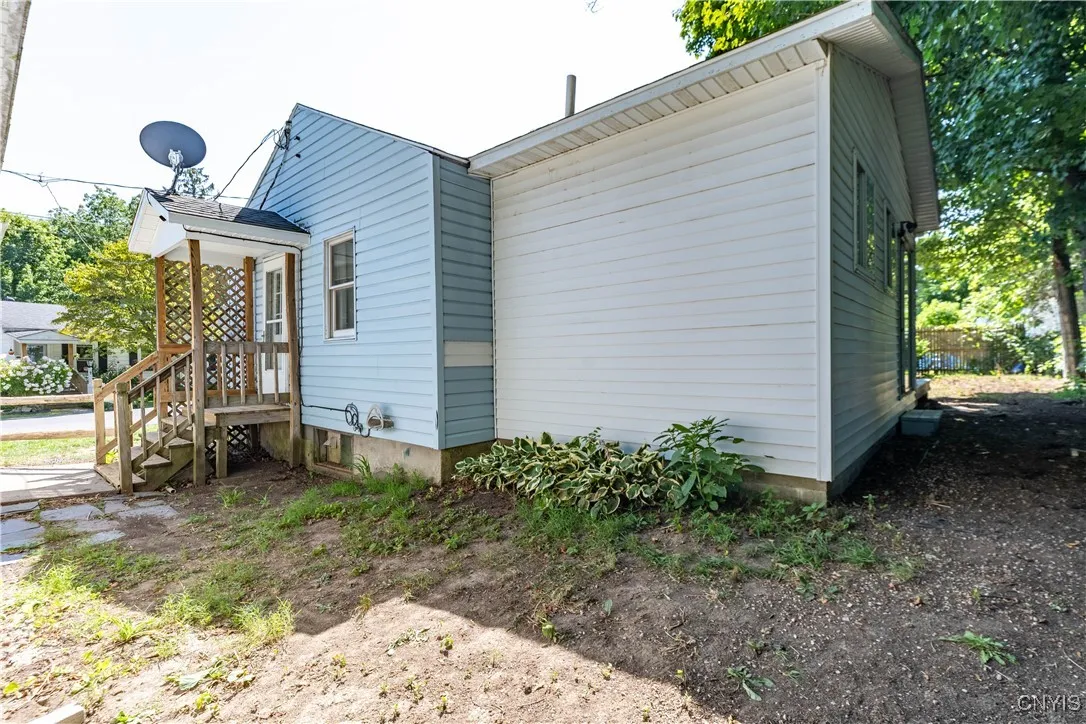 15 James Street, Schroeppel, New York 13135, Schroeppel, New York 13135, 3 Bedrooms Bedrooms, 7 Rooms Rooms,2 BathroomsBathrooms,Residential,For Sale,15 James Street, Schroeppel, New York 13135,S1627980