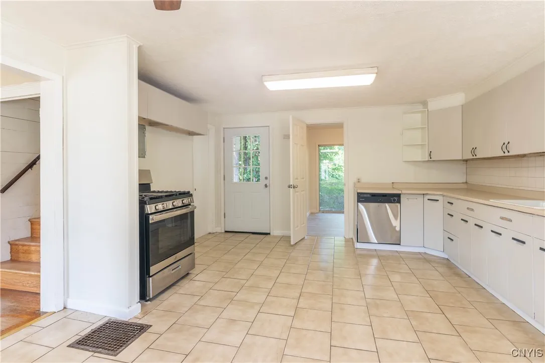 15 James Street, Schroeppel, New York 13135, Schroeppel, New York 13135, 3 Bedrooms Bedrooms, 7 Rooms Rooms,2 BathroomsBathrooms,Residential,For Sale,15 James Street, Schroeppel, New York 13135,S1627980